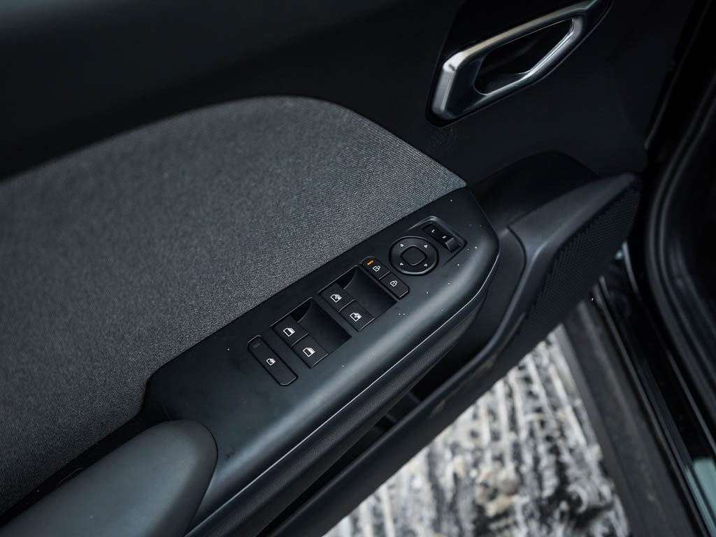 New 2025 Kia K4 EX image 17