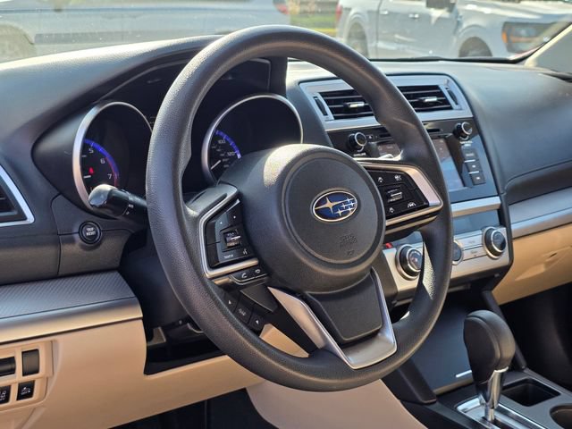 Used 2019 Subaru Outback 2.5i AWD/4WD image 14