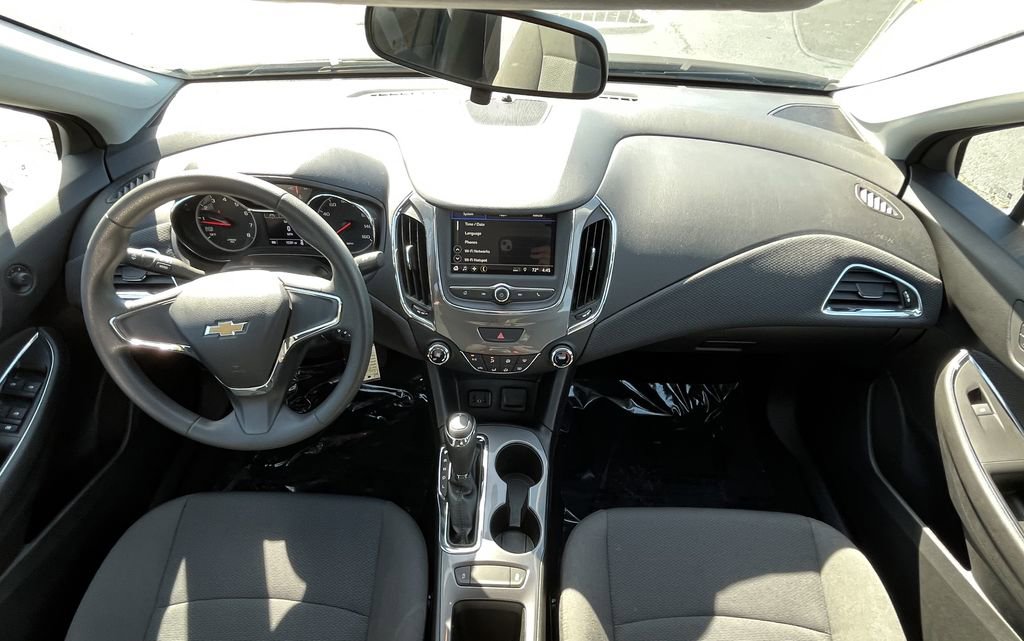 Used 2019 Chevrolet Cruze LS FWD image 11
