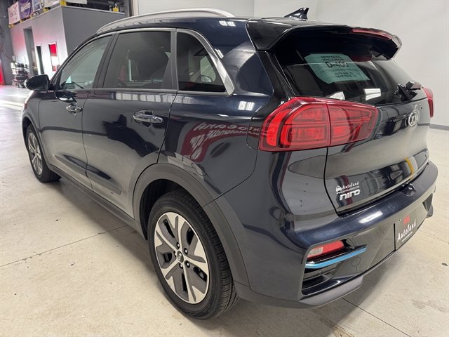 Used 2021 Kia Niro EX Premium w/ Cold Weather Package image 5