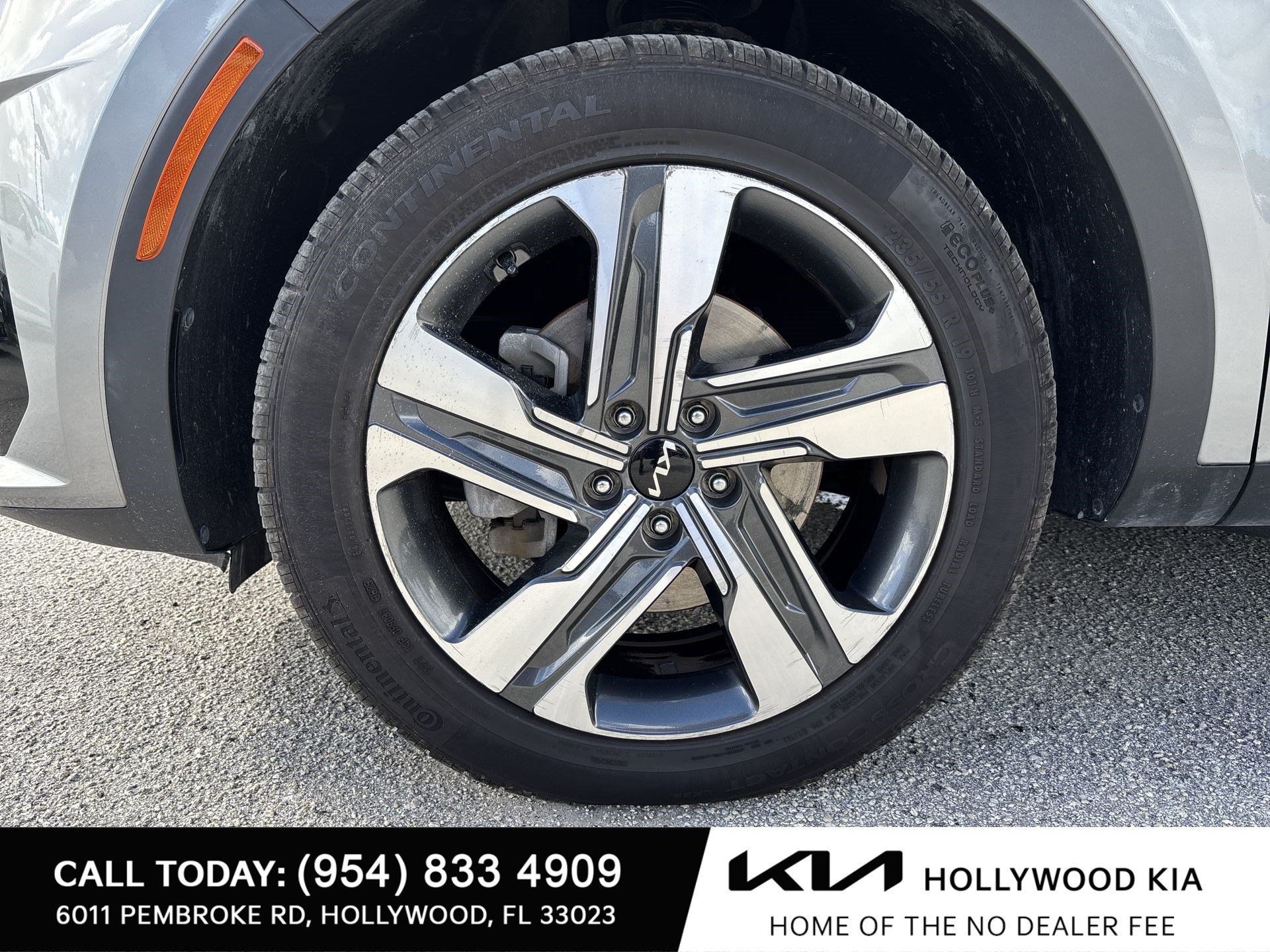 Used 2023 Kia Sorento SX Prestige w/ Panoramic Sunroof Package AWD/4WD image 19