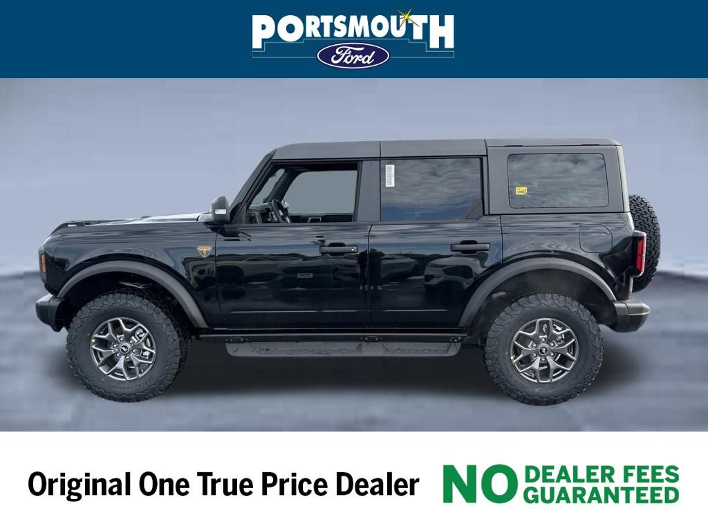 New 2025 Ford Bronco Badlands image 2