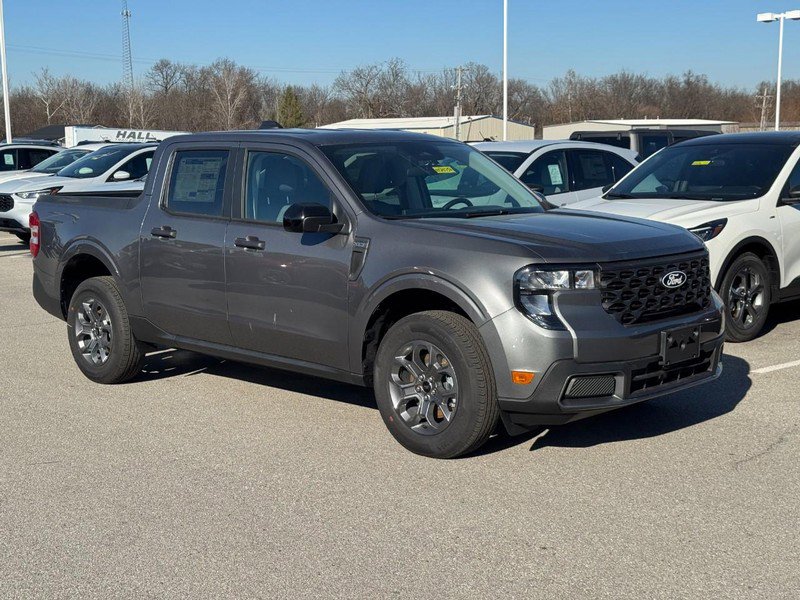 New 2025 Ford Maverick XLT w/ Equipment Group 301A image 2