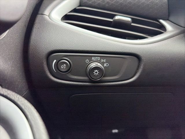 Used 2024 Chevrolet Malibu LT image 36