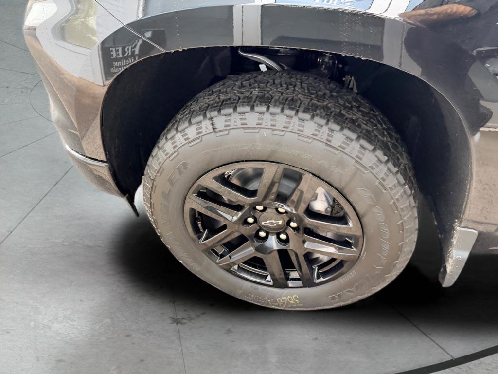 New 2026 Chevrolet Silverado 1500 Custom w/ Turbomax Blackout Package image 12