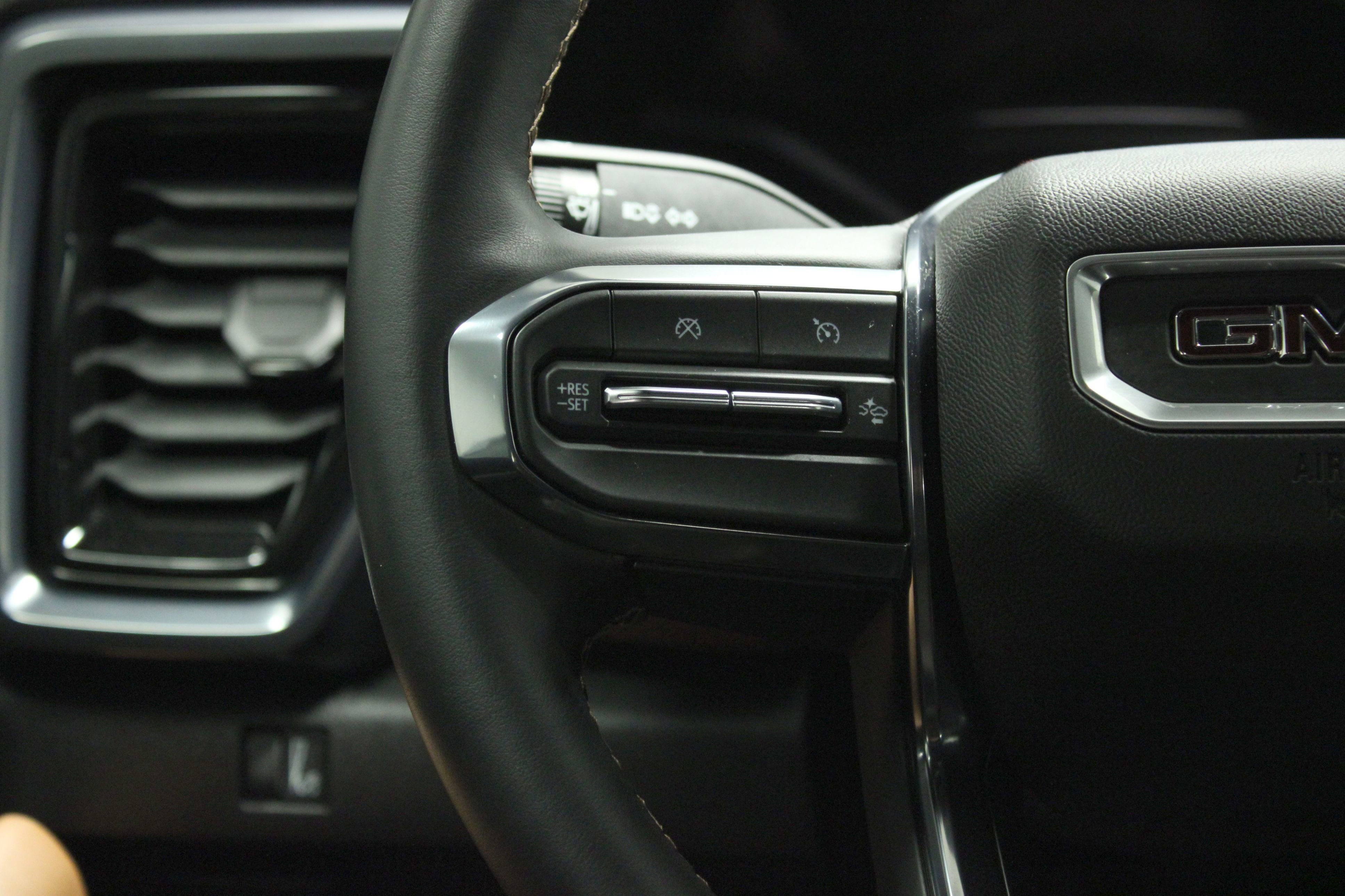 Used 2023 GMC Canyon AT4 w/ LPO, Skid Plate Package image 23