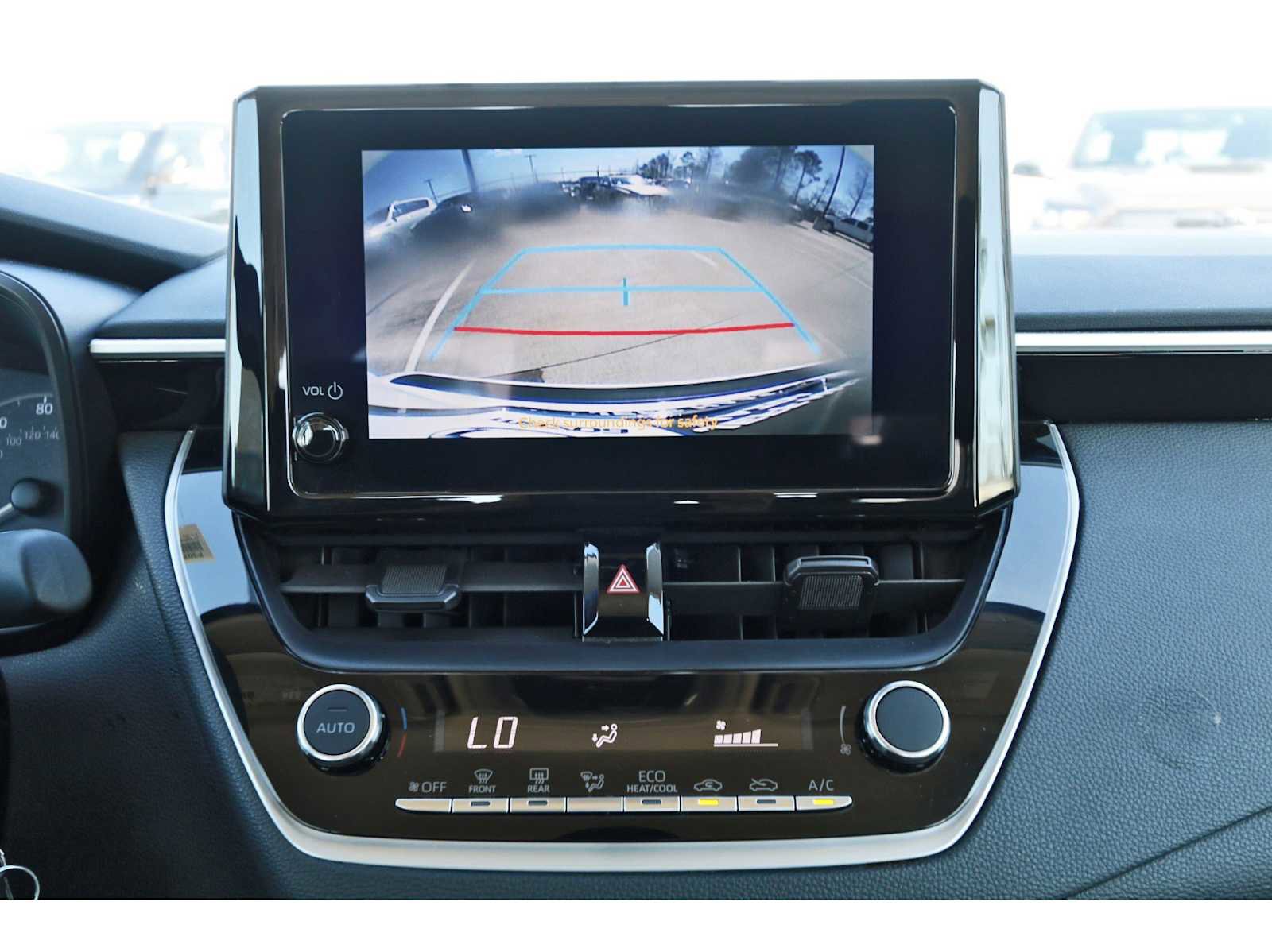 Used 2024 Toyota Corolla LE image 23