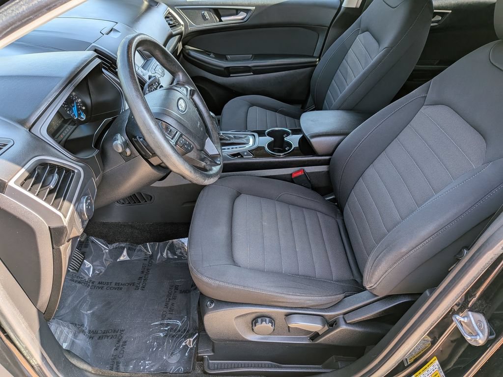 Used 2017 Ford Edge SE FWD image 15