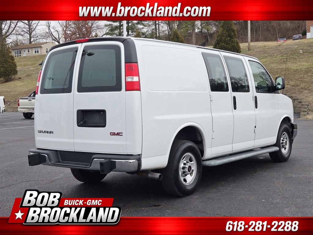 Used 2021 GMC Savana 2500 w/ Driver Convenience Package image 3