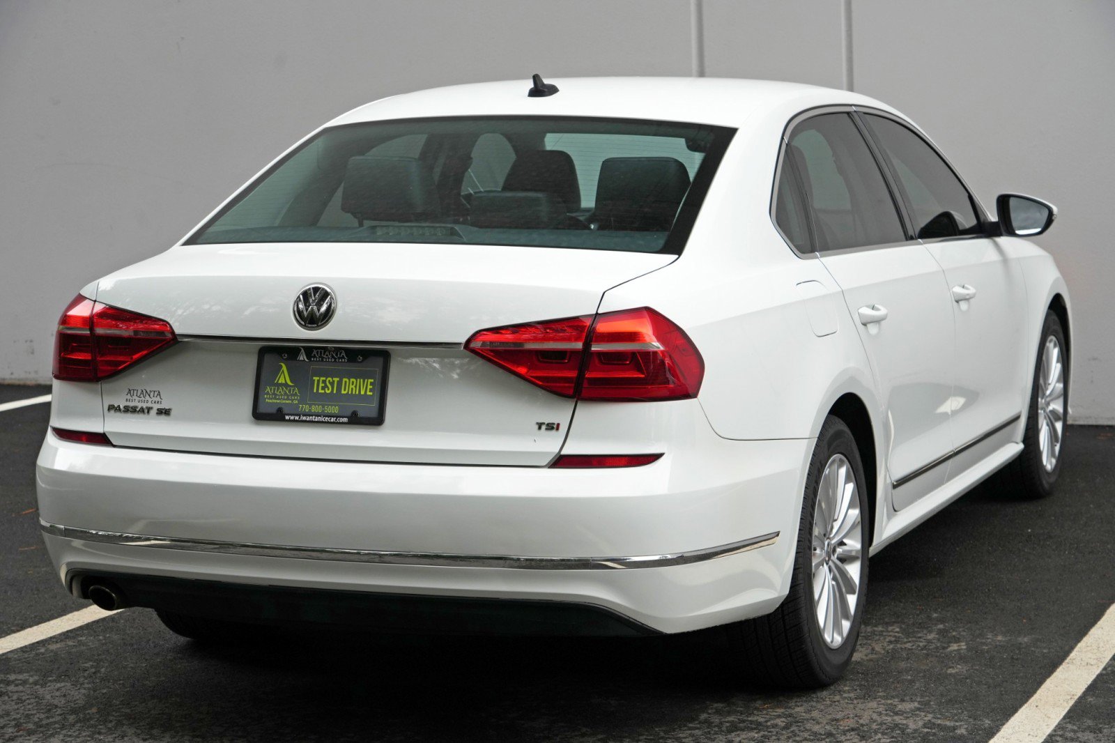 Used 2016 Volkswagen Passat 1.8T SE FWD image 47