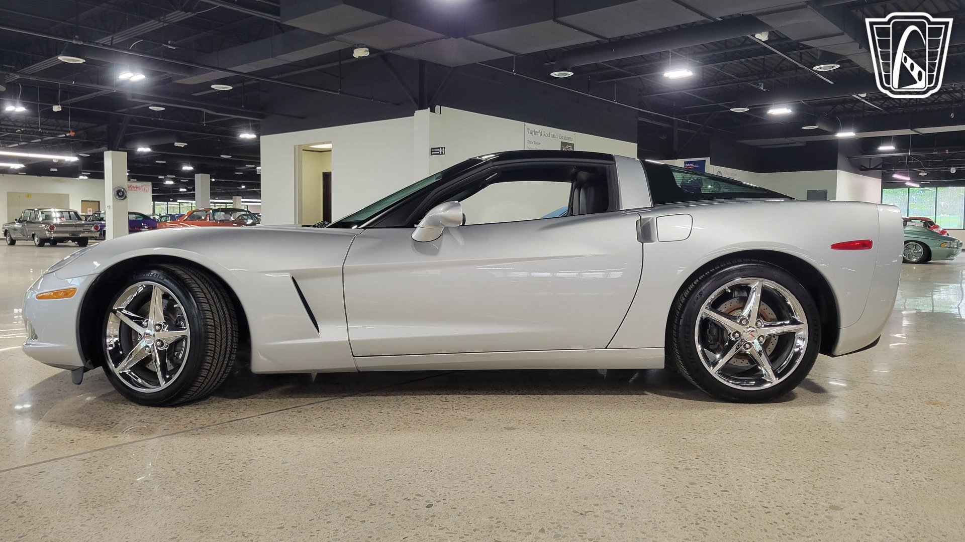 Used 2013 Chevrolet Corvette Coupe w/ 3LT Preferred Equipment Group RWD image 39