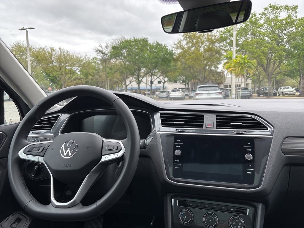 Used 2024 Volkswagen Tiguan Wolfsburg Edition image 23