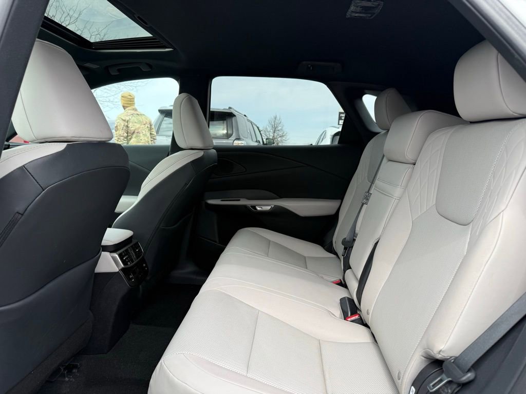 Used 2024 Lexus RX 350 Premium w/ Accessory Package (Z1) image 15