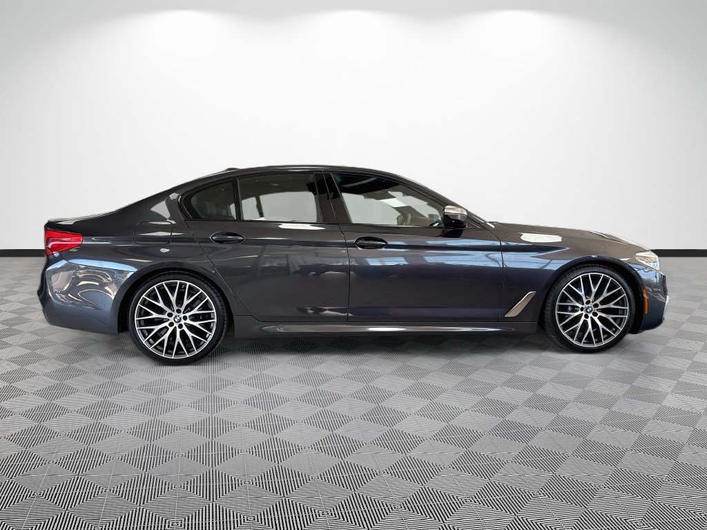 Used 2020 BMW M550i xDrive AWD/4WD image 16