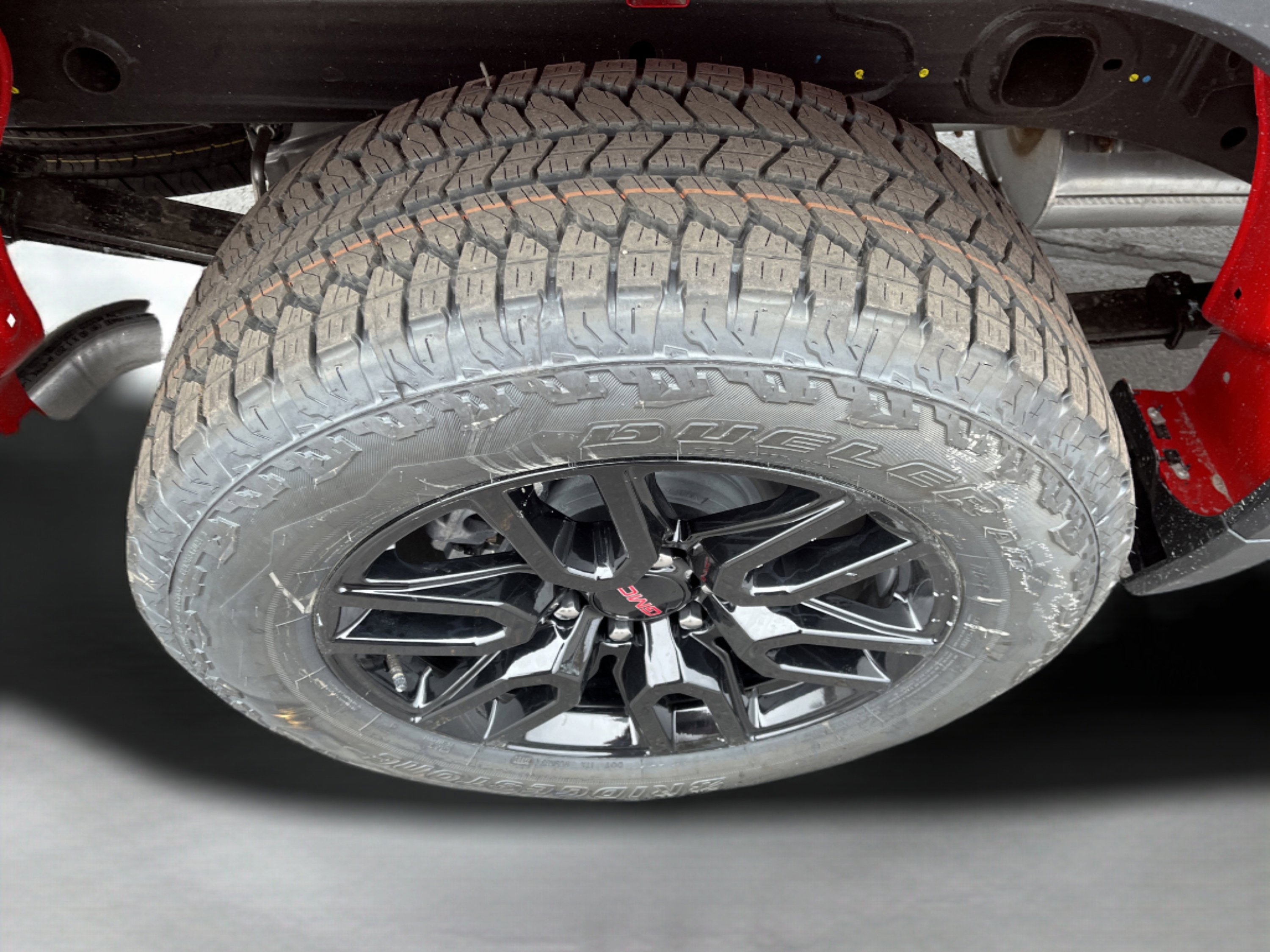 New 2026 GMC Sierra 1500 Elevation image 9