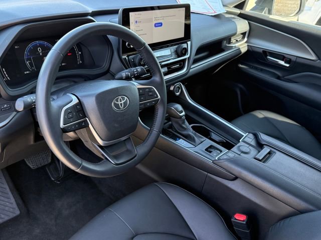 Used 2025 Toyota Grand Highlander FWD image 9