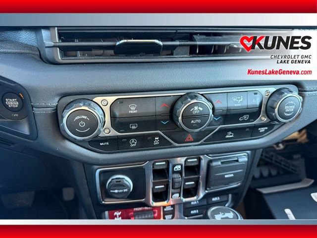 Used 2024 Jeep Wrangler Unlimited Rubicon image 25