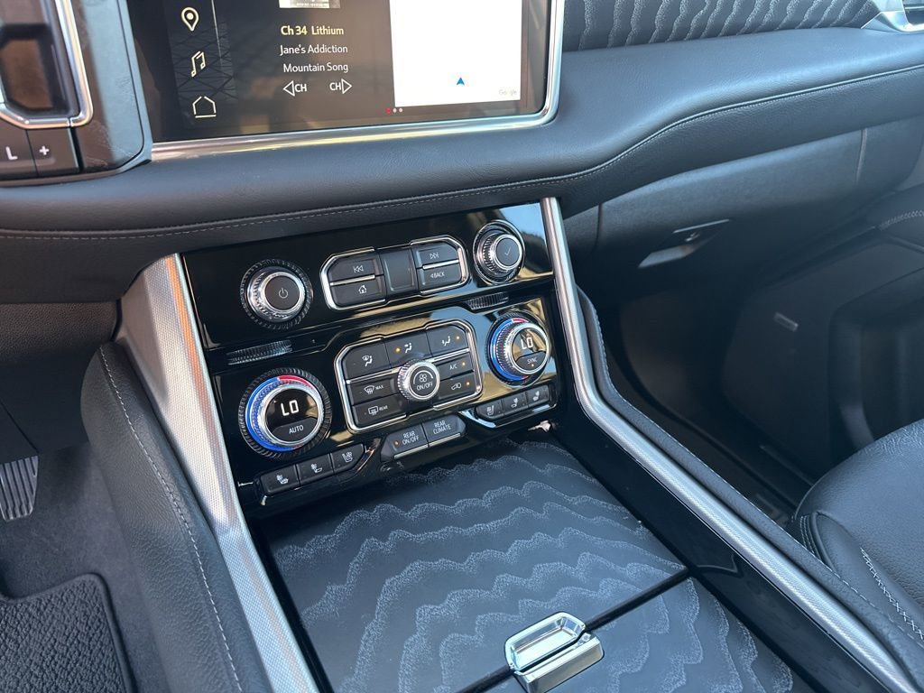 Used 2024 GMC Yukon Denali w/ Max Trailering Package image 34