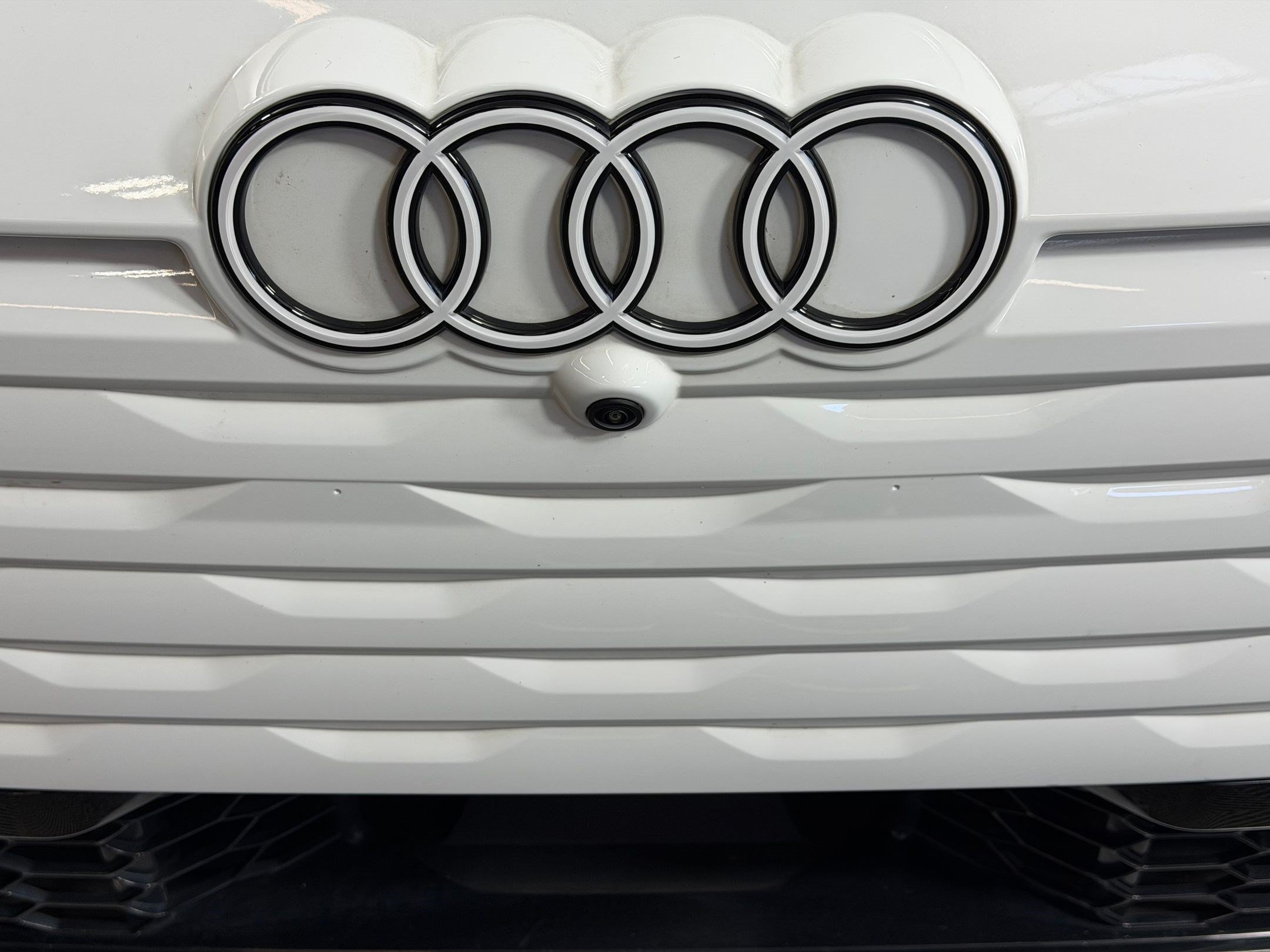 Certified 2025 Audi A6 e-tron Premium w/ Ultra Package RWD image 26