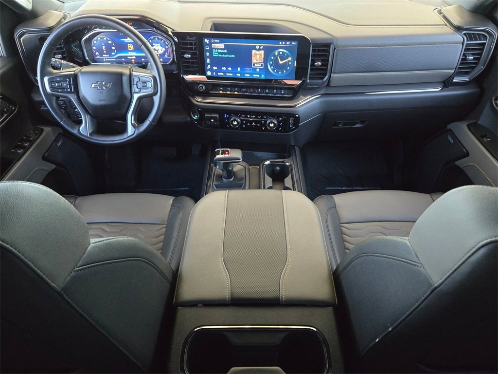 Used 2024 Chevrolet Silverado 1500 ZR2 w/ Technology Package image 16