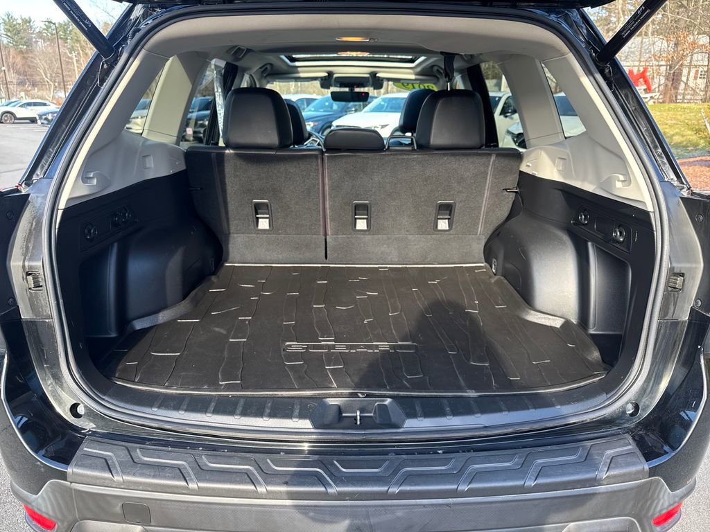 Used 2019 Subaru Forester Limited image 13