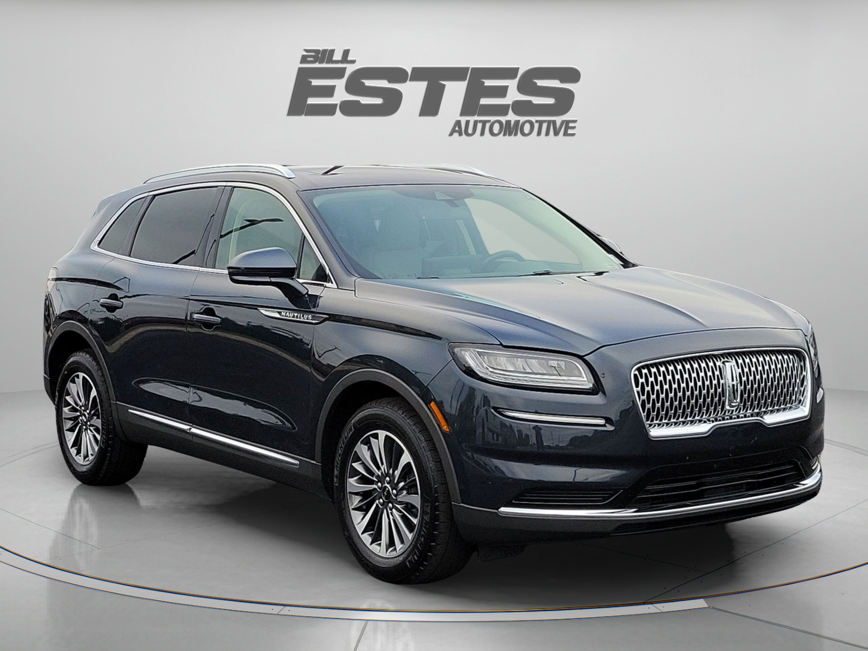 Used 2022 Lincoln Nautilus Reserve w/ Luxury Package FWD image 5