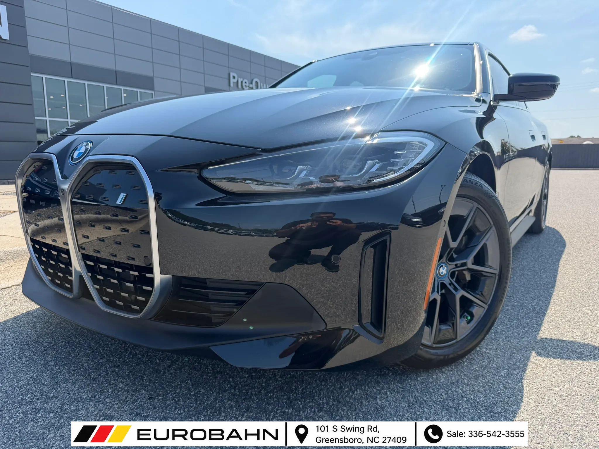 Used 2023 BMW i4 eDrive40 w/ Premium Package RWD image 1