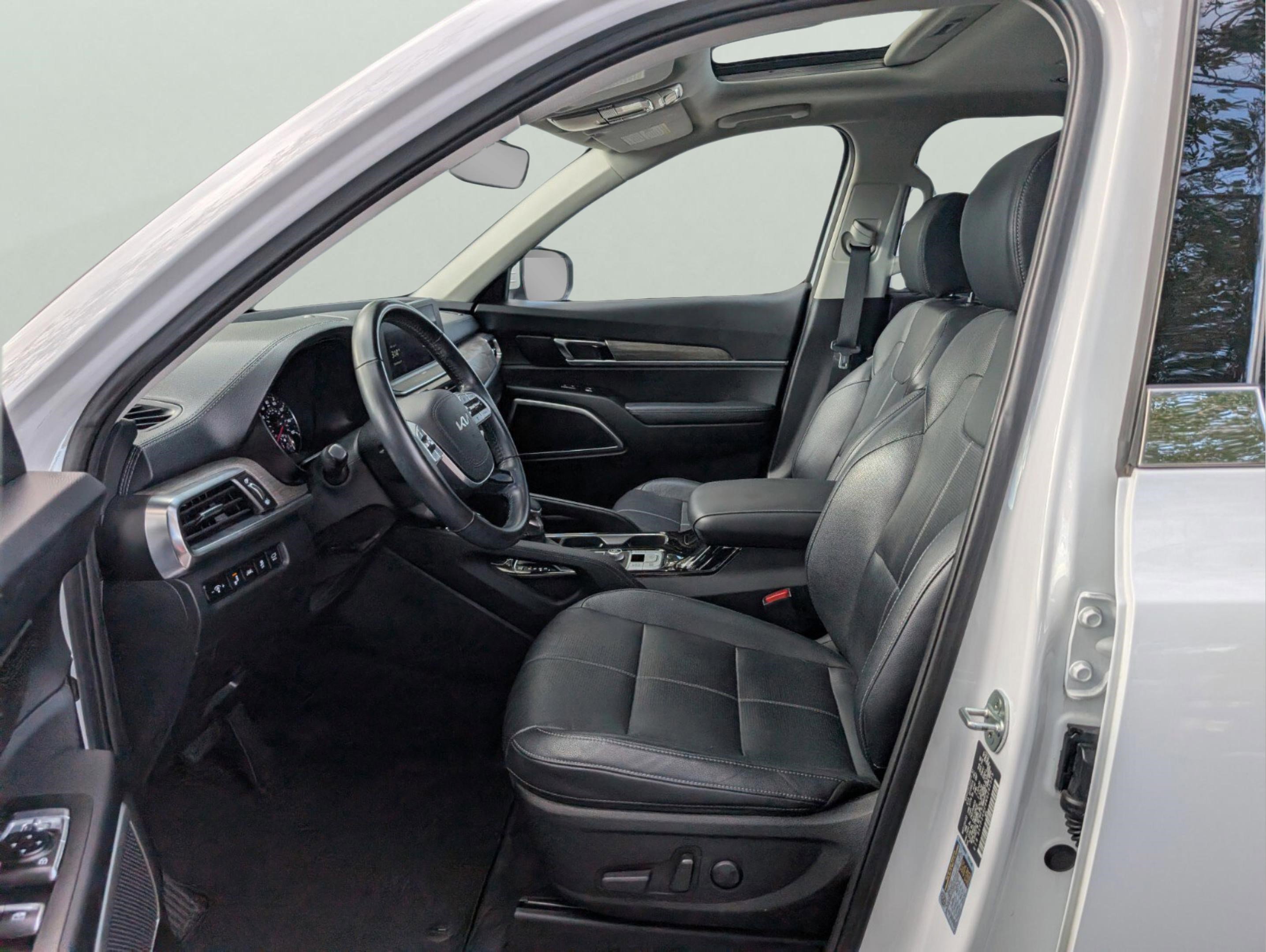 Certified 2022 Kia Telluride EX w/ EX Premium Package image 10