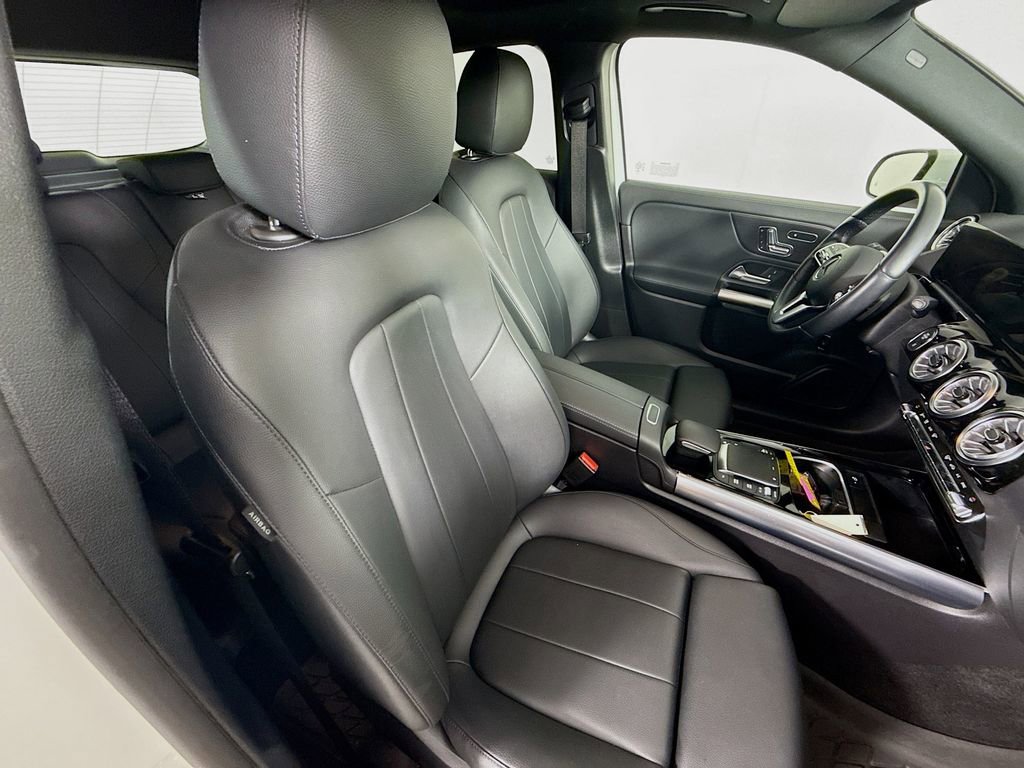Used 2023 Mercedes-Benz GLA 250 4MATIC image 26