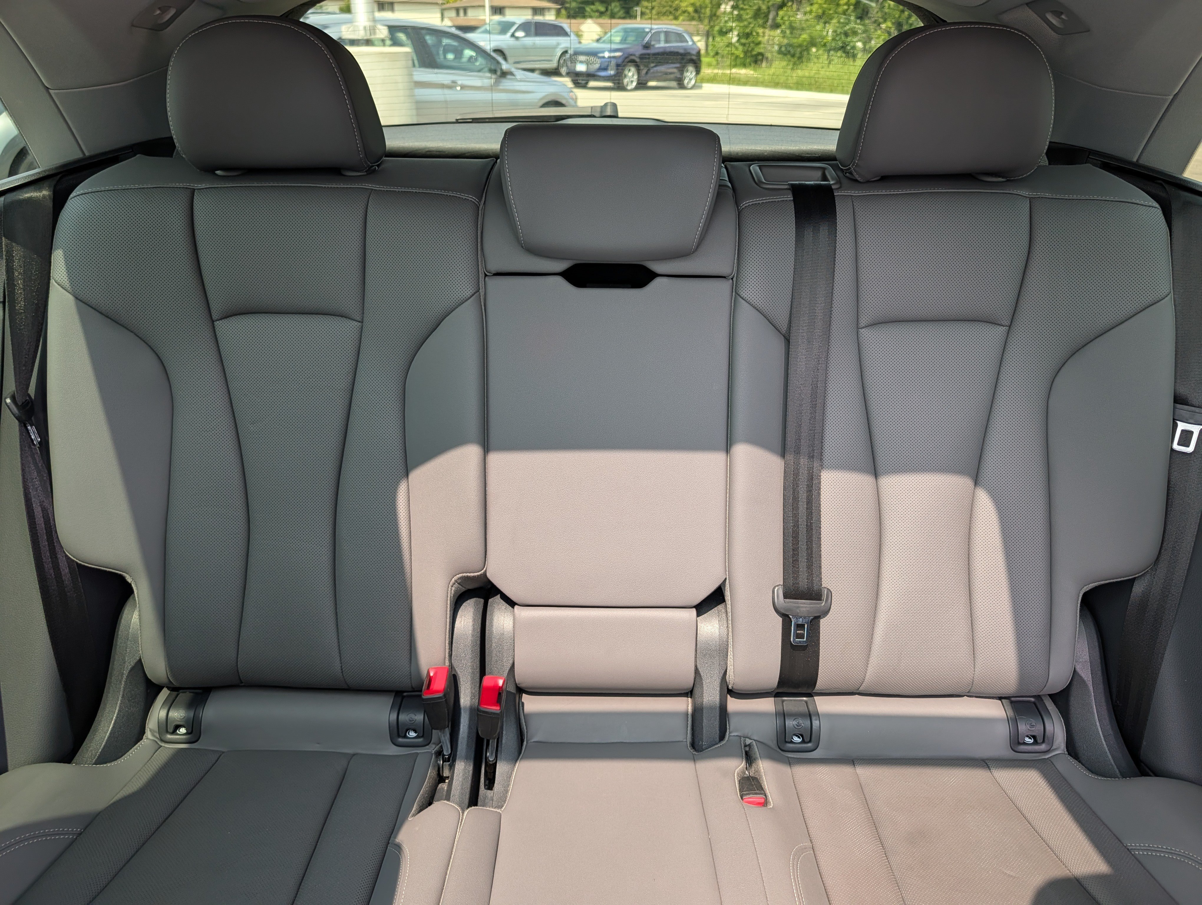 Used 2019 Audi Q8 Premium Plus w/ Premium Plus AWD/4WD image 16