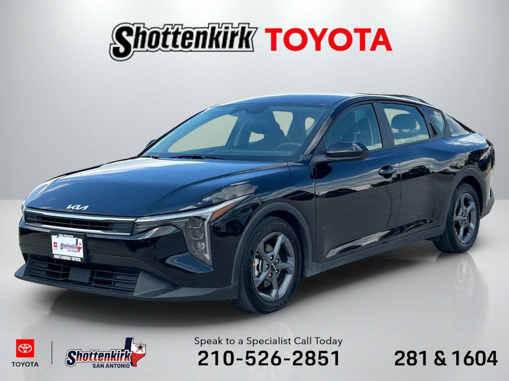 Used 2025 Kia K4 FWD video 1