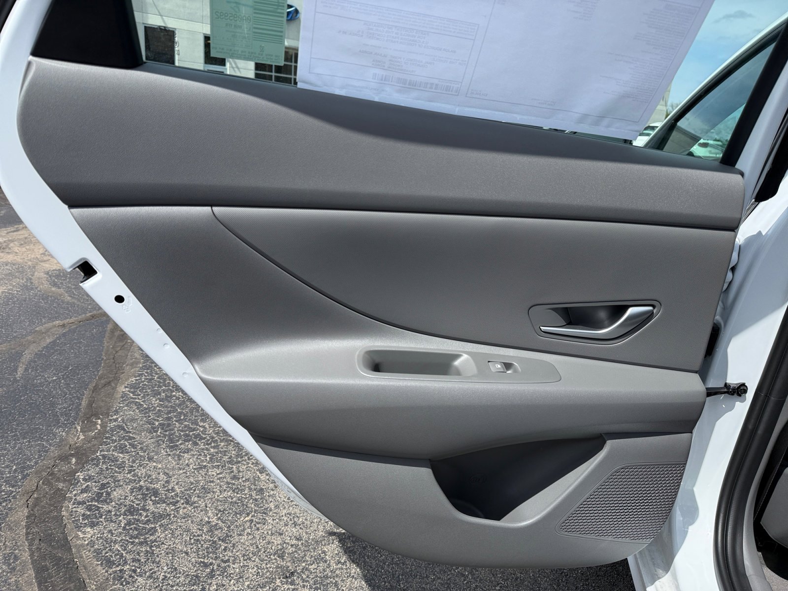 New 2025 Hyundai Elantra SE w/ Cargo Package FWD image 23