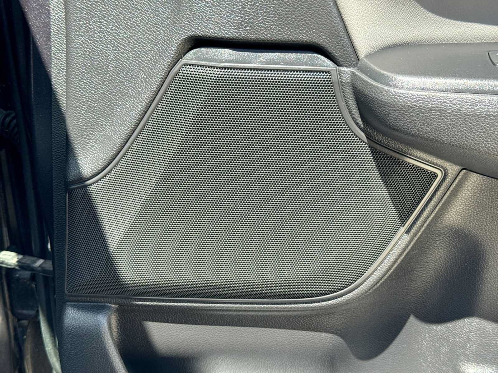 Used 2017 Honda CR-V EX-L image 30
