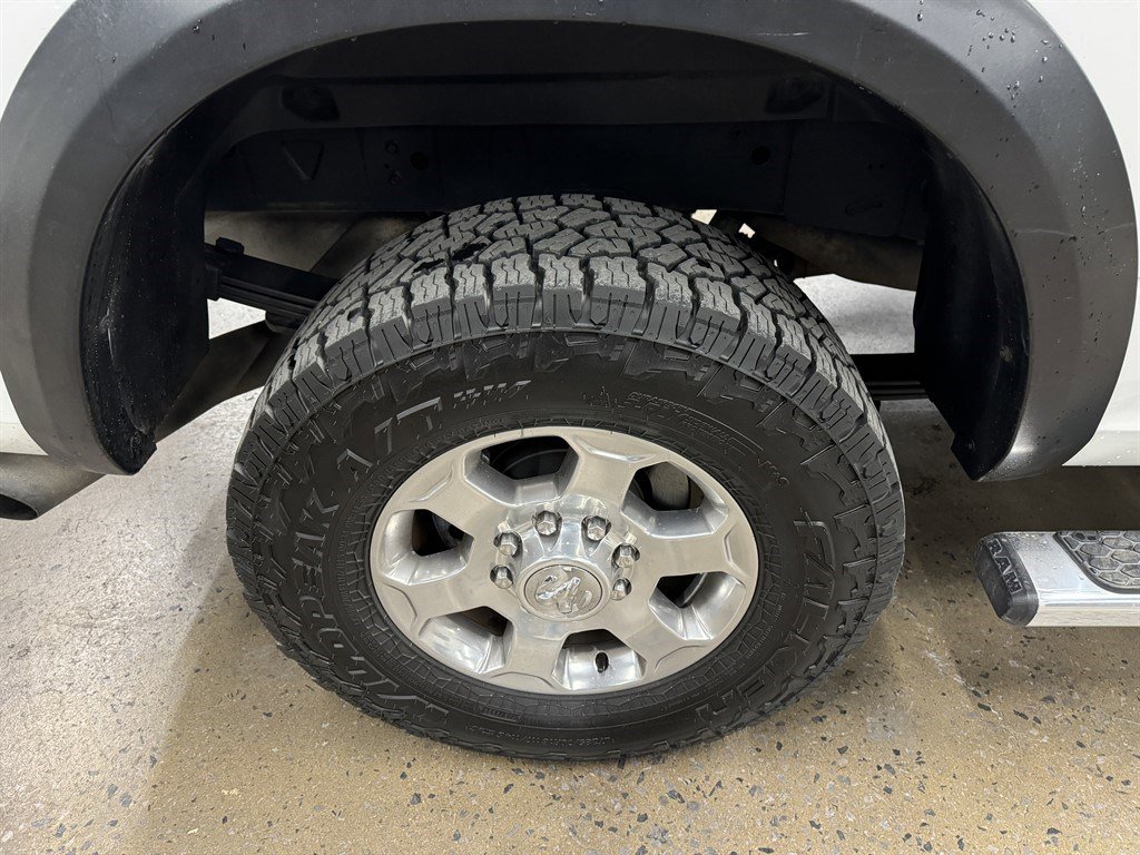 Used 2017 RAM 3500 Big Horn AWD/4WD image 16