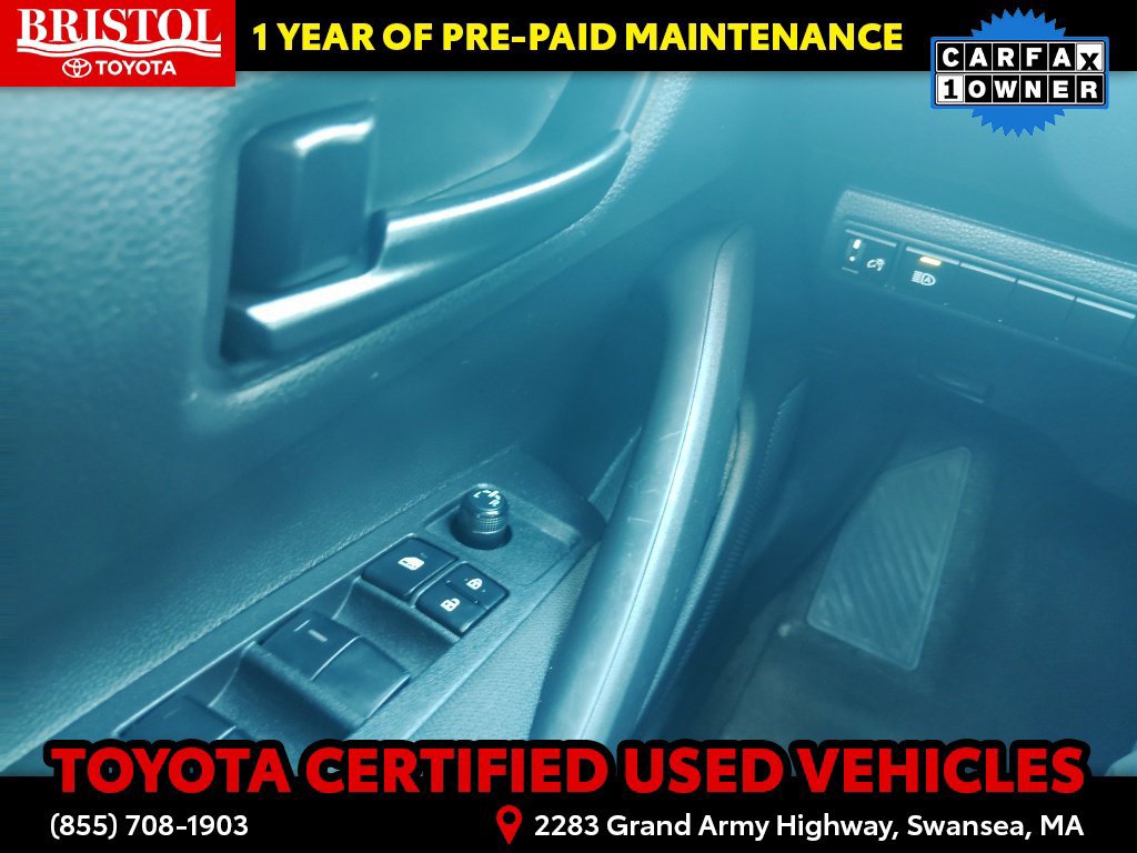 Certified 2025 Toyota Corolla LE FWD image 20