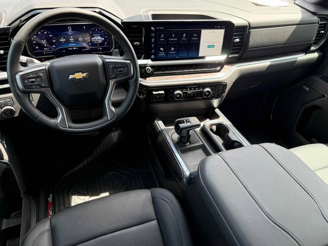 Used 2025 Chevrolet Silverado 1500 LTZ w/ LTZ Premium Package video 2