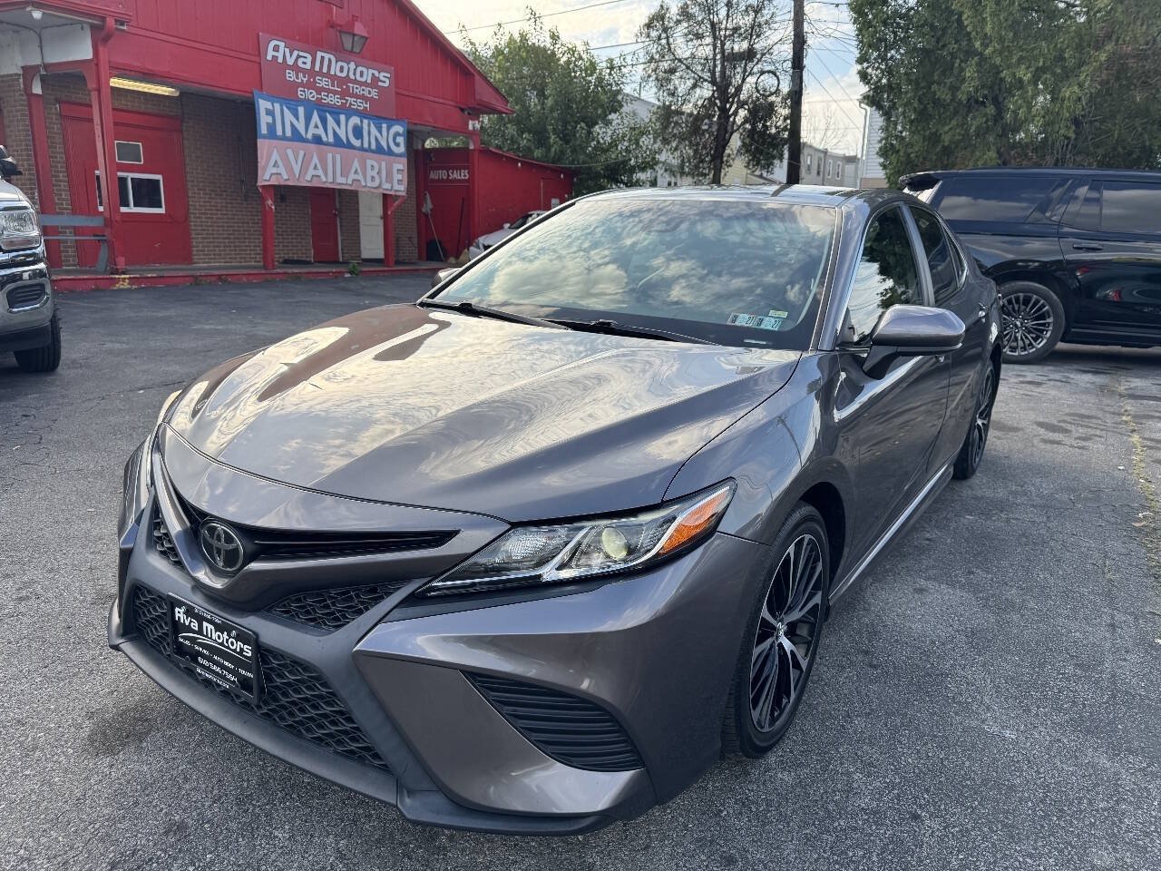 Used 2019 Toyota Camry SE