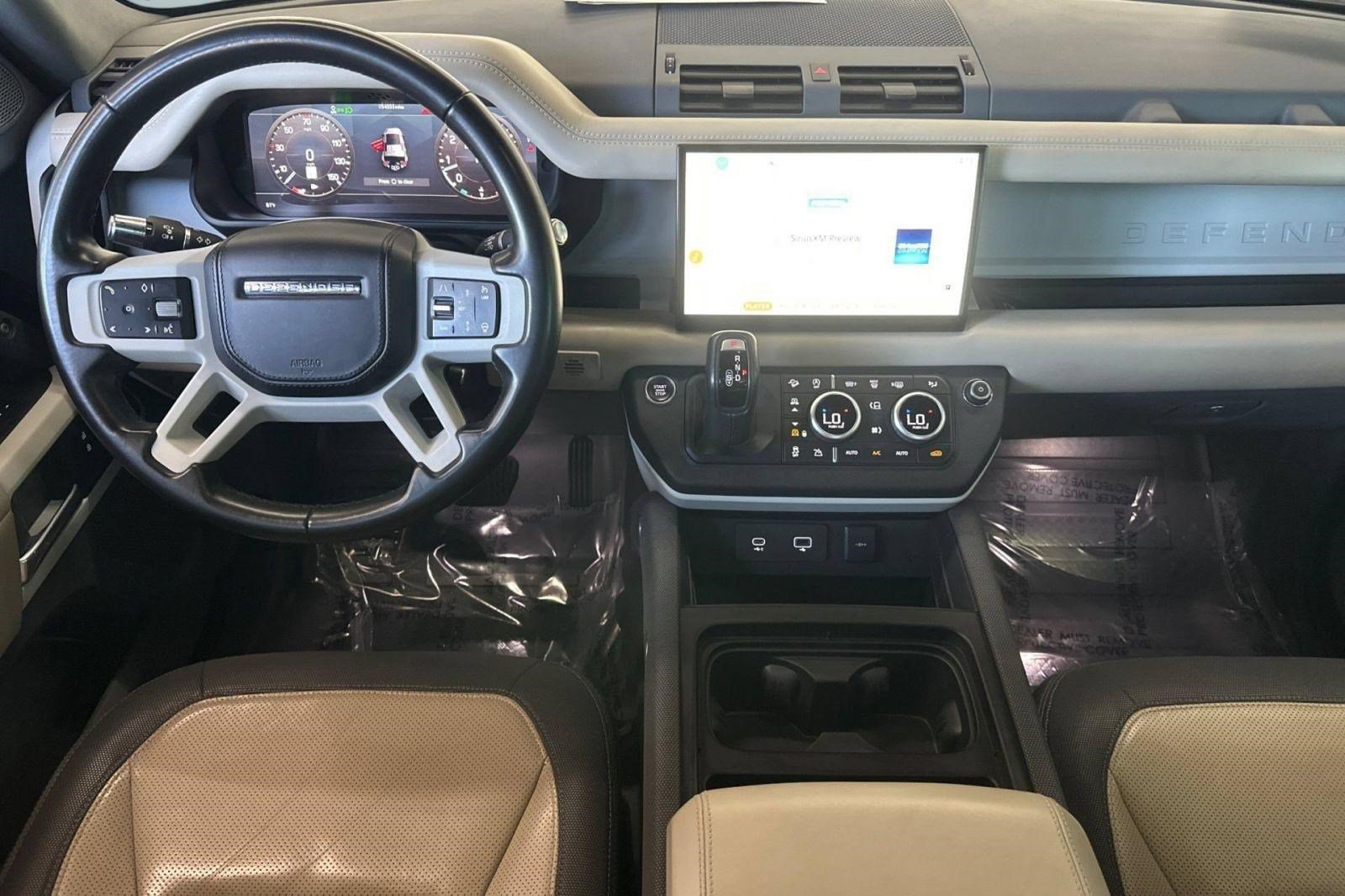 Certified 2022 Land Rover Defender 110 X-Dynamic HSE AWD/4WD image 17