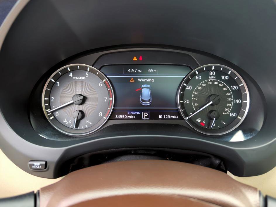 Used 2019 INFINITI QX50 Essential w/ Sensory Package image 21