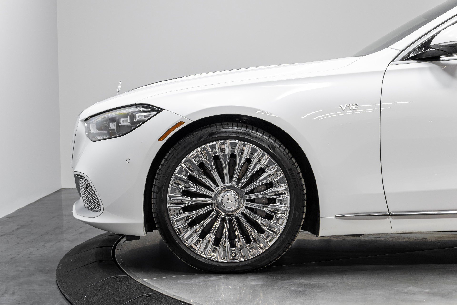 Used 2024 Mercedes-Benz Maybach S 680 Maybach S 680 4MATIC image 47