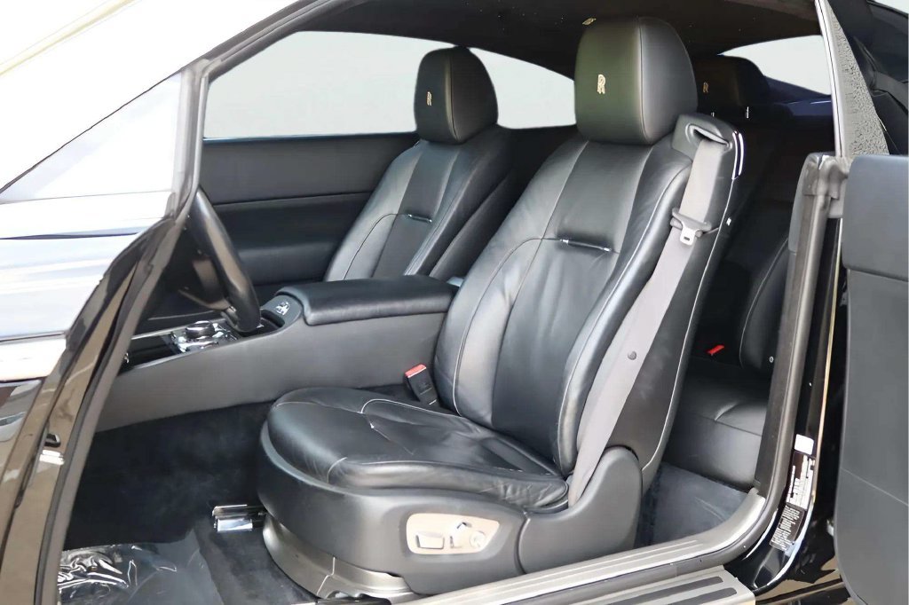 Used 2015 Rolls-Royce Wraith RWD image 11