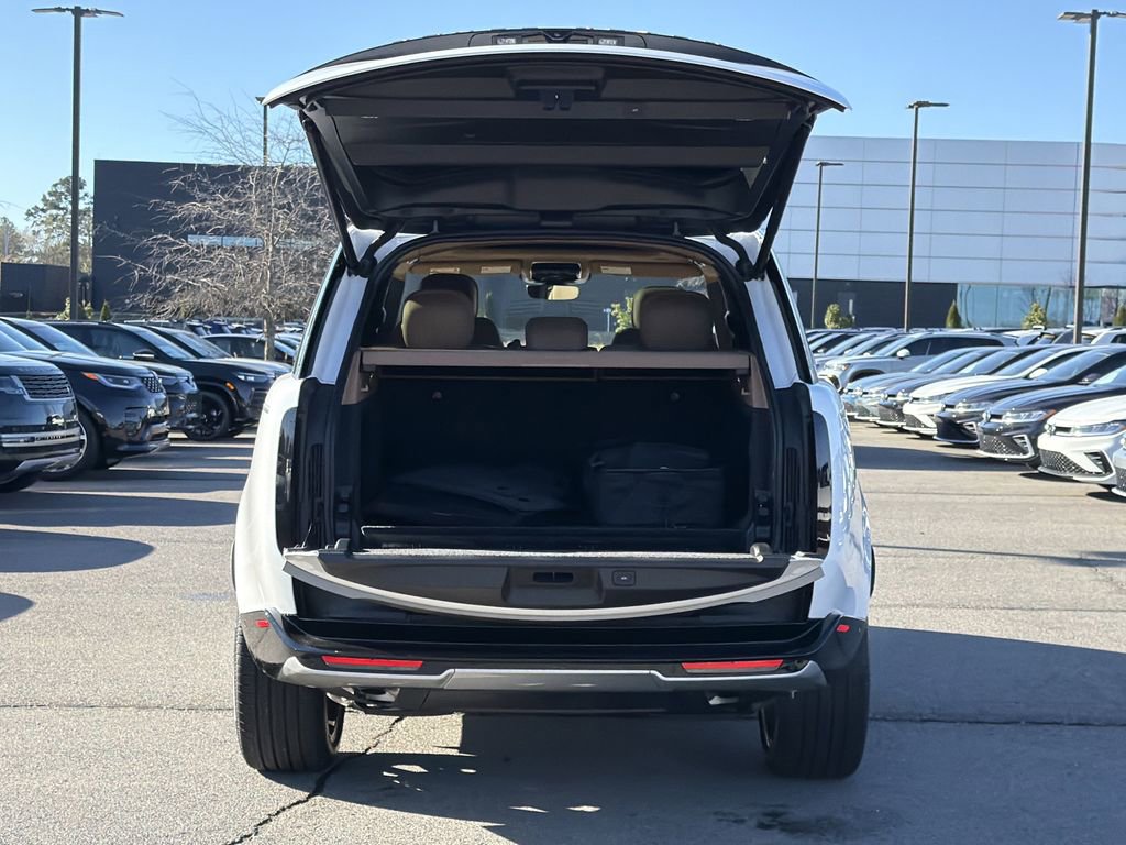 New 2026 Land Rover Range Rover SE image 12