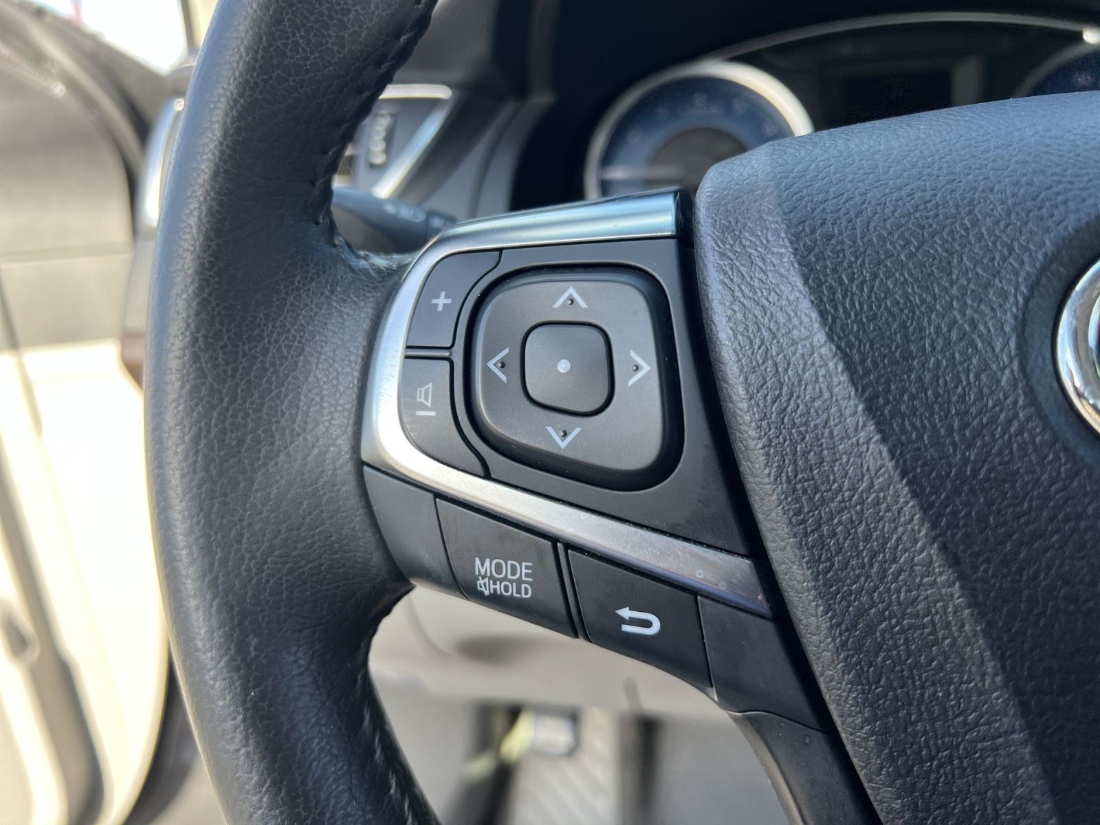 Used 2017 Toyota Camry XLE FWD image 51