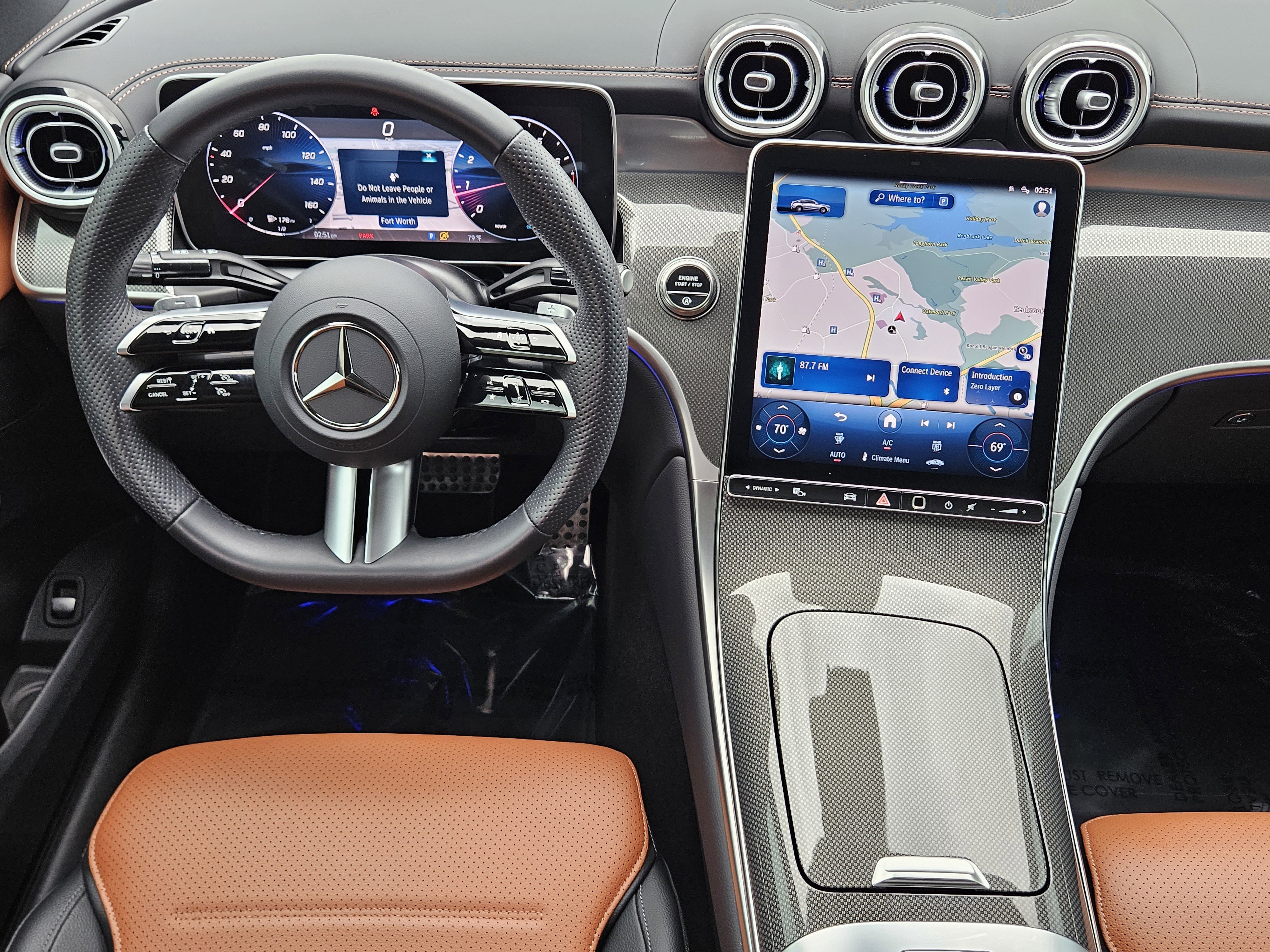 Certified 2025 Mercedes-Benz GLC 300 4MATIC image 18