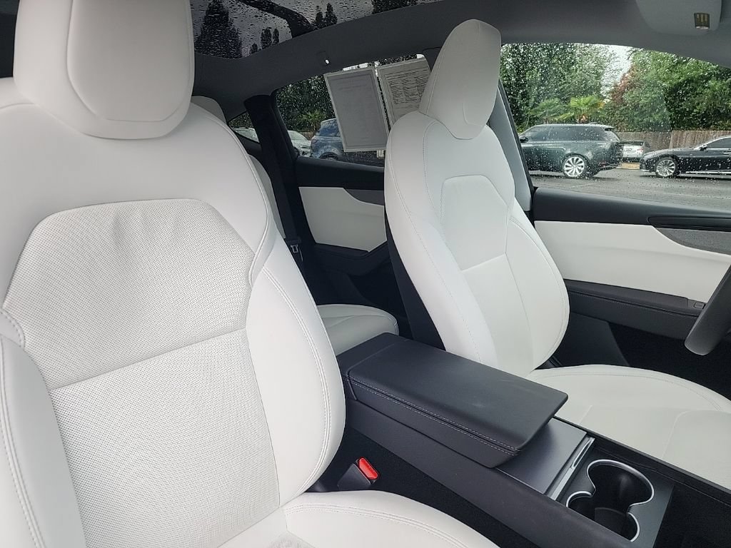 Used 2026 Tesla Model Y 2WD image 21