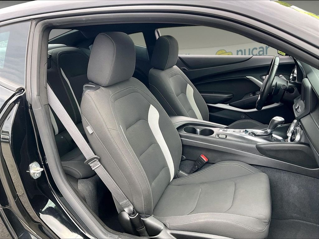 Used 2022 Chevrolet Camaro LT w/ RS Package RWD image 10