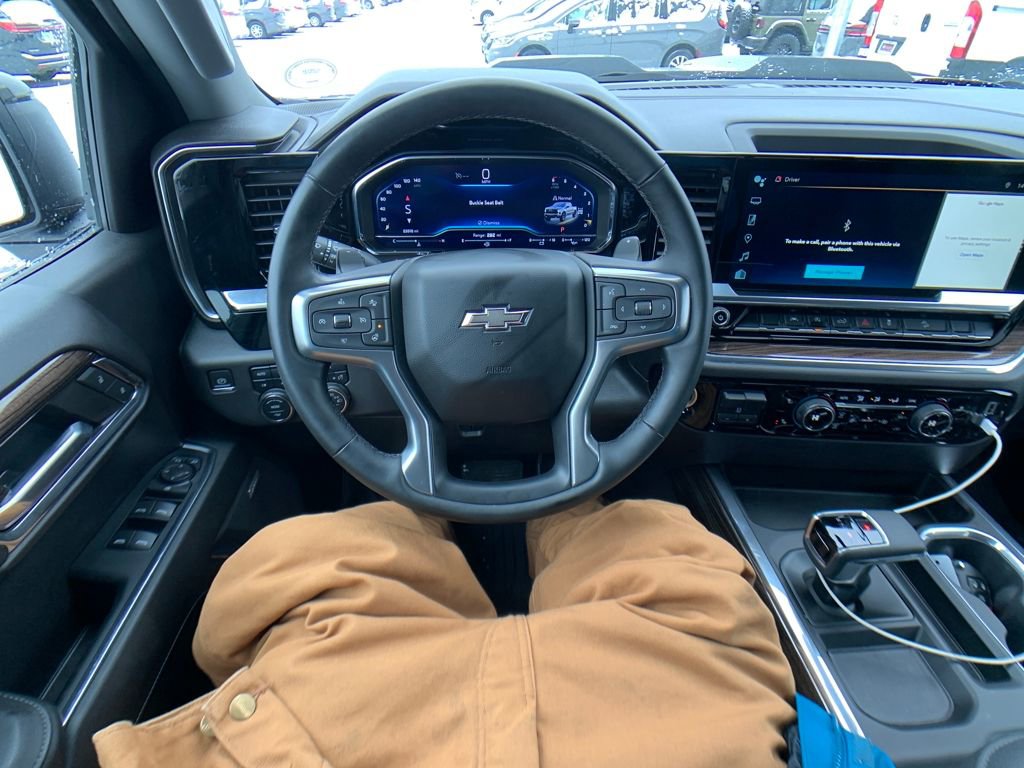 Used 2024 Chevrolet Silverado 1500 LT Trail Boss w/ Convenience Package II image 15