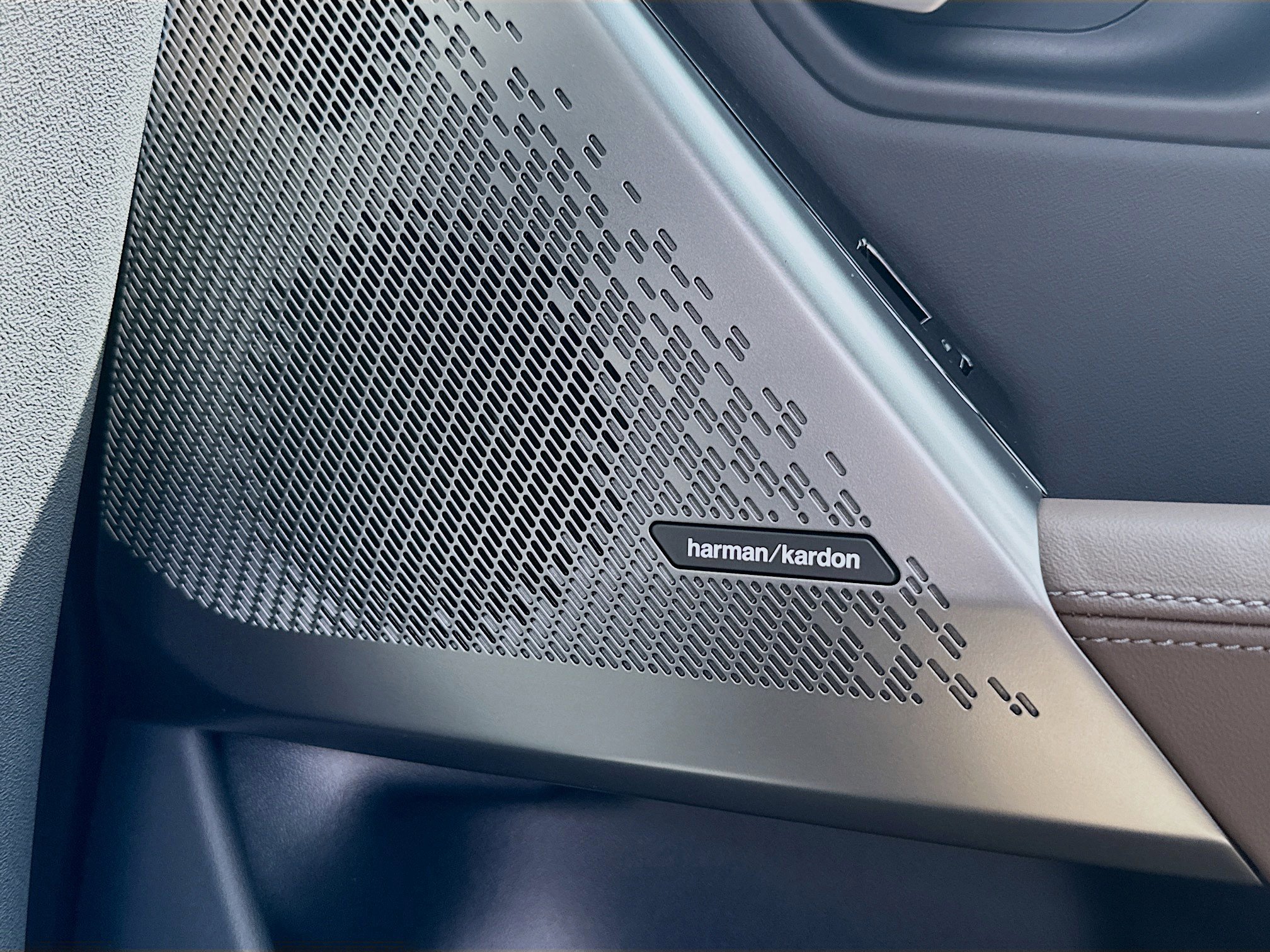 New 2026 BMW 530i w/ Premium Package image 19