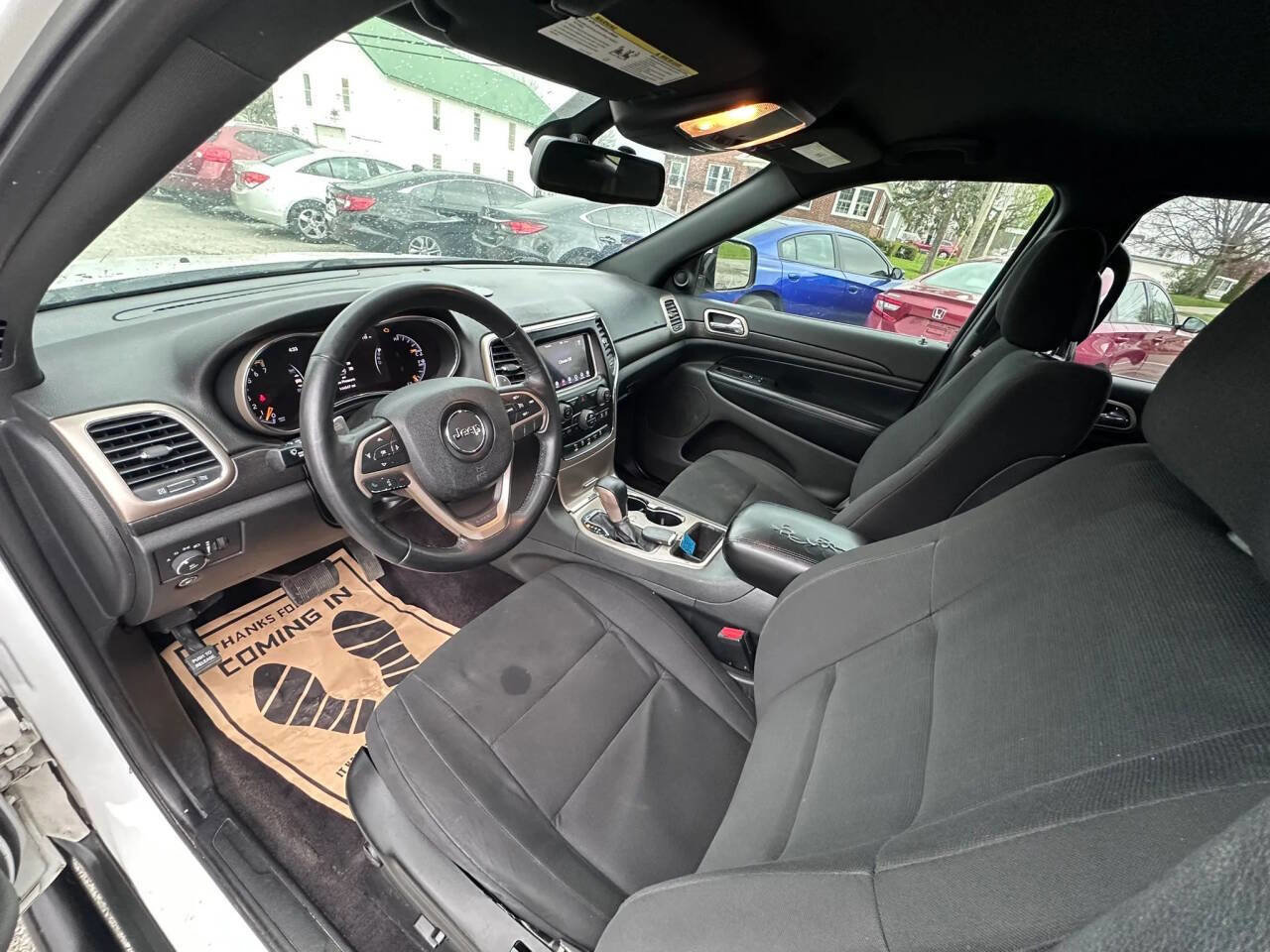 Used 2016 Jeep Grand Cherokee Laredo w/ Quick Order Package 23E AWD/4WD image 10