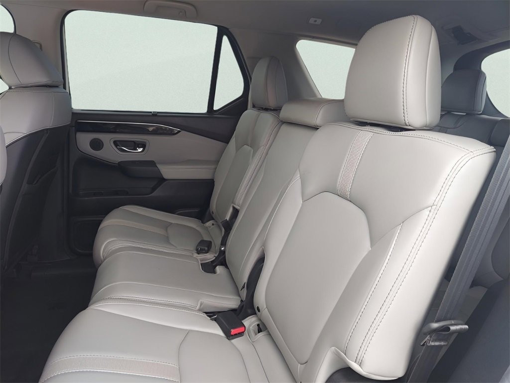 Used 2025 Honda Pilot EX-L image 21